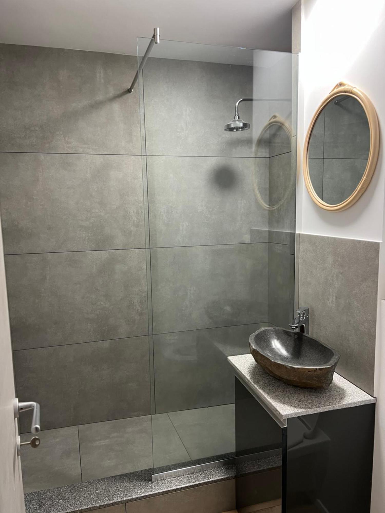 Ella Apart Apartment Констанца Екстериор снимка